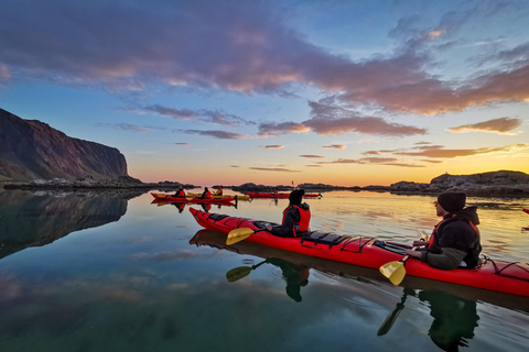 إيجوم: جولة جزر لوفوتن منتصف الليل صن كاياك