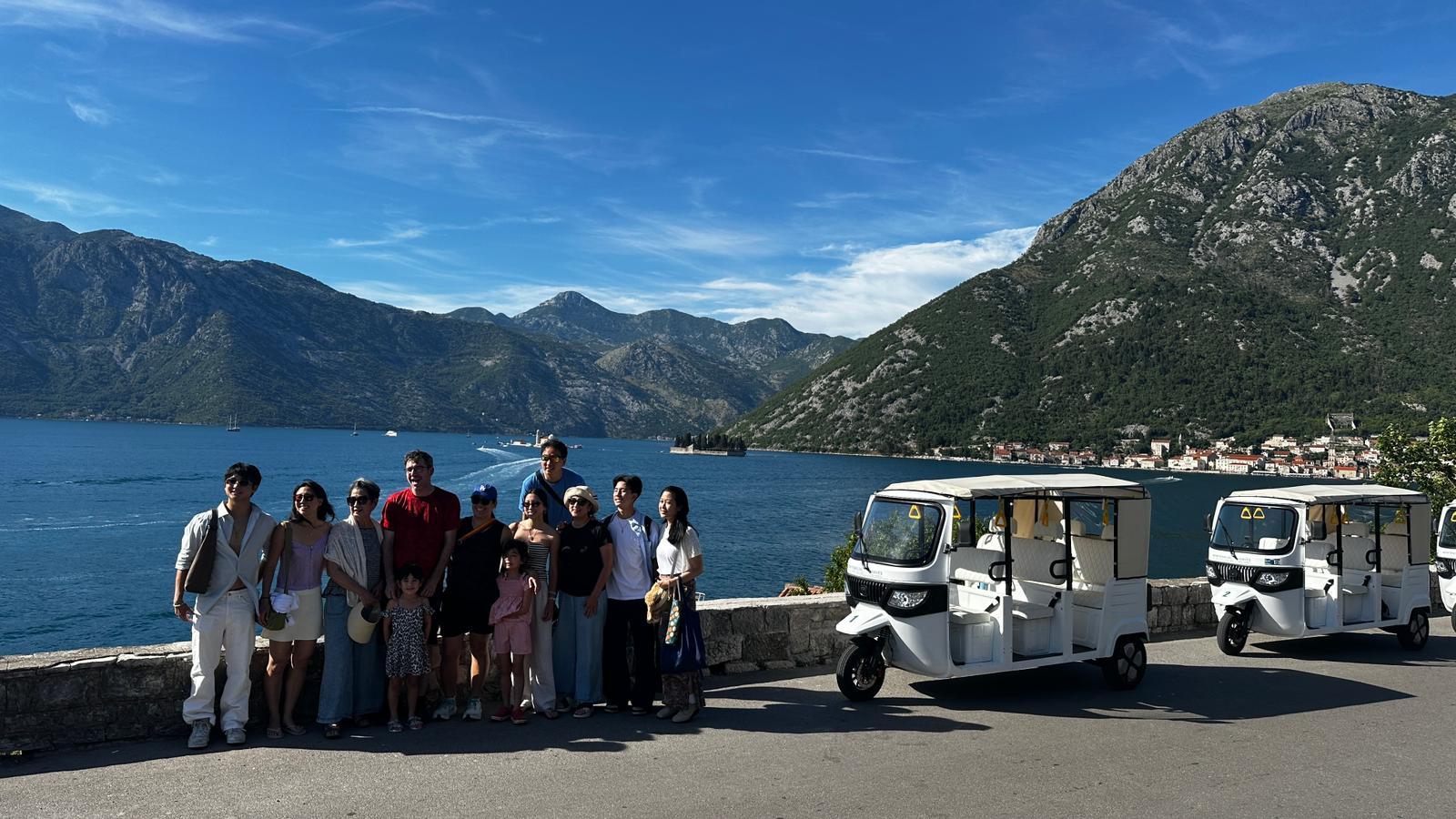 Kotor: eTukTuk-Tour mit Prčanj, Tivat und dem Trojica-Hügel