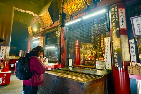 Nagoya: Kannon Temple ＆ Osu District Street Food Guided Tour Group Tour