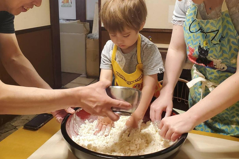 Nara: Udon and Tempura Cooking Class with Tasting うどん