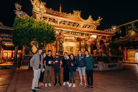 Taipei: Walking Tour with Old Town, Temple, or Vintage Tour Taipei's Origin & Longshan Temple Tour