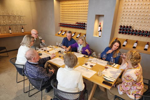 Adelaide: All-Inclusive Barossa Food and Wine Experience