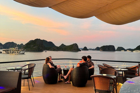 Hanoi: 2-Day Ha Long, Lan Ha 5-Star Cruise w/ Balcony Cabin Bay Light Suite with private balcony and bathtub (1st floor)