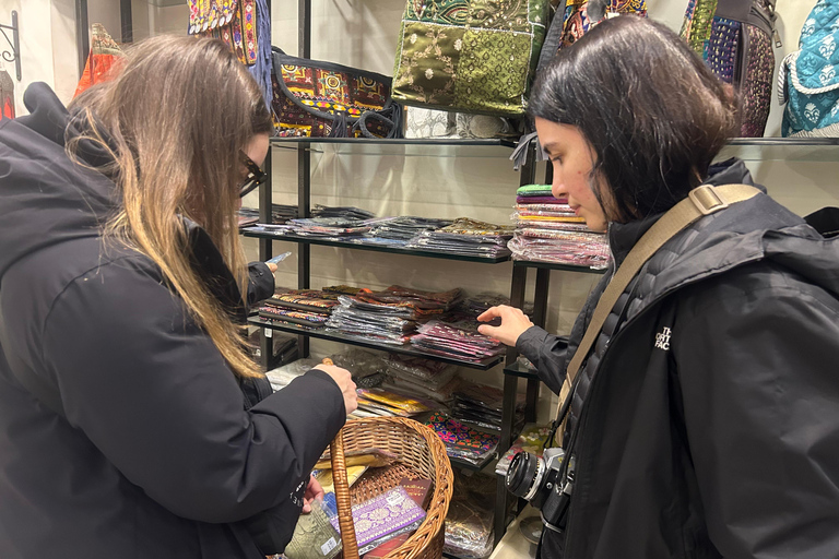 Jaipur: Private Shopping Tour With Block Printing factory