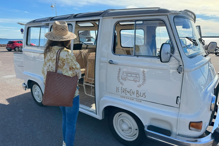Boho-Tagestour an der Côte d'Azur mit einem alten französischen Bus