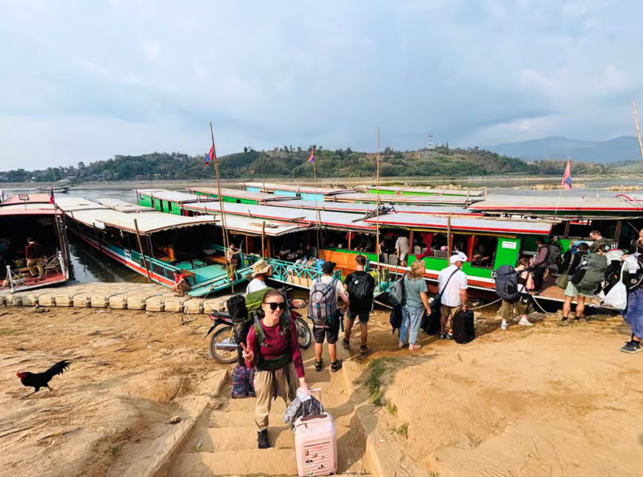 Chiang Rai: 2-tägiger Transfer nach Luang Prabang mit dem Slow Boat