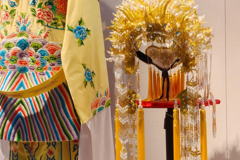 جولة خاصة في تراث غوانغتشو: رحلة بحرية ومعبد العشيرة والأوبرا