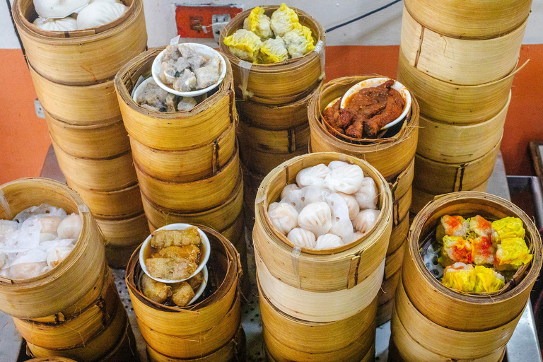 Manila: Binondo Bites Food Tour with 15+ Tastings