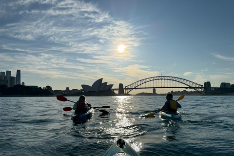 Sydney : Excursion en kayak au coucher du soleil dans le portExcursion en kayak double au coucher du soleil