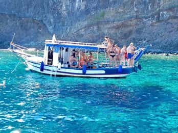Tour privado de Pantelleria en gozzo con patrón y almuerzo