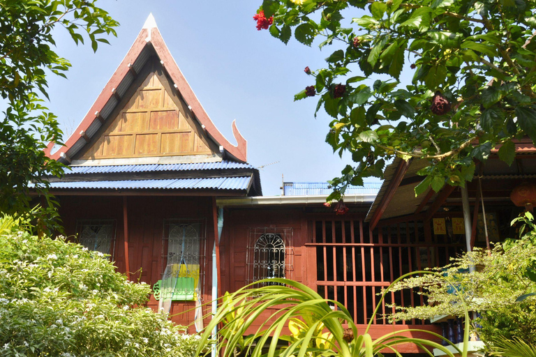 The Souls BKK: The Spirits of Dragons and Floating Market