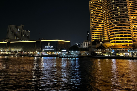 Dîner-croisière sur le fleuve Chao PhrayaTransfert partagé - Dîner-croisière sur le fleuve Chao Phraya