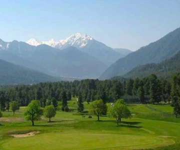 Excursión a Pahalgam vía Granjas de Azafrán y Valle de la Manzana desde Srinagar