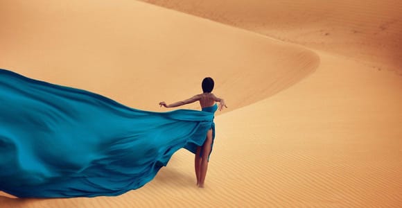 Fuerteventura: Corralejo Sand Dunes Flying Dress Photoshoot
