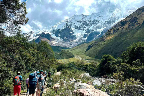 From Cusco: Transportation/Bus to Soraypampa with Breakfast Private shuttle service to Soraypampa
