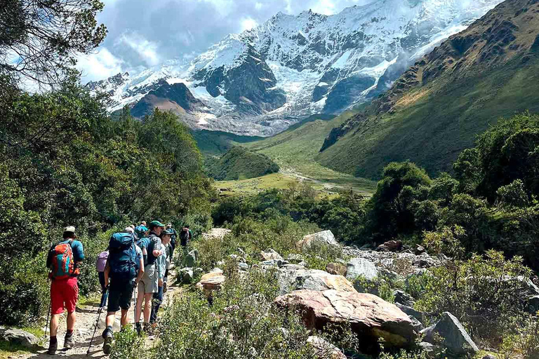 From Cusco: Transportation/Bus to Soraypampa with Breakfast Private shuttle service to Soraypampa
