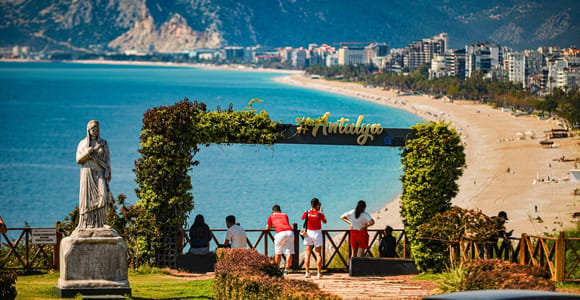Antalya: Old Town, Cliffs and Coffee Bike Tour