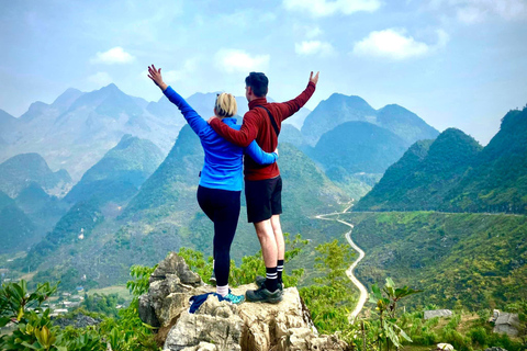 3-Day Deluxe Ha Giang Loop to All Highlights, Stay Resort 4* Tour with 2-way Limousine Tickets included