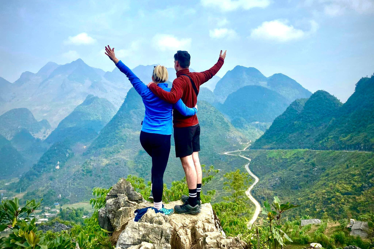 3-Day Deluxe Ha Giang Loop to All Highlights, Stay Resort 4* Tour with 2-way Limousine Tickets included