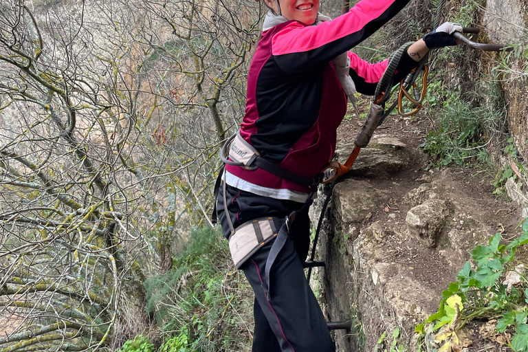 Ronda: Via Ferrata in the Tajo de Ronda with a live guide and gear included Ronda: Via Ferrata on the Tajo de Ronda with a tour guide and gear included