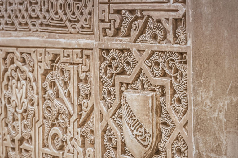 Alhambra i Albaicin: piesza wycieczkaPiesza wycieczka
