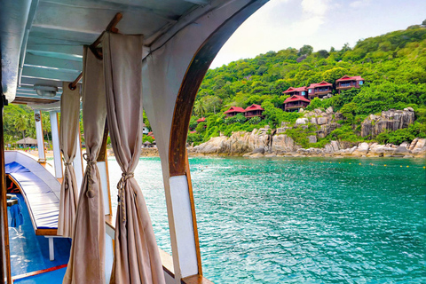 Ko Tao: Vintage Boat-Small Group Snorkeling Day Trip w/Meals