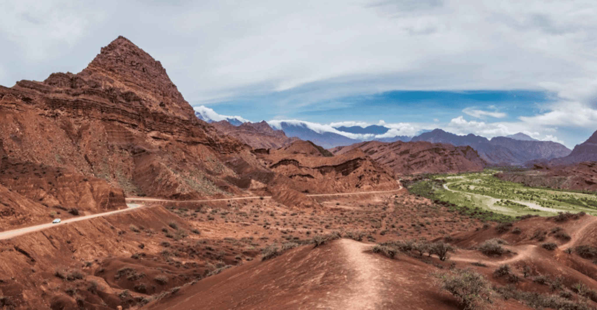 From Salta, Cafayate, land of wines and imposing ravines - Housity