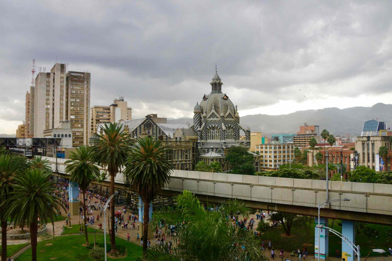 Il tour privato completo della città di Medellin