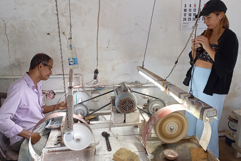 Moonstone Mine Tour with Museum Visit in Galle