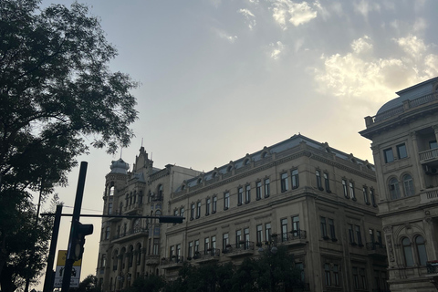 巴库：老城漫步和观光之旅巴库：老城区漫步和观光之旅