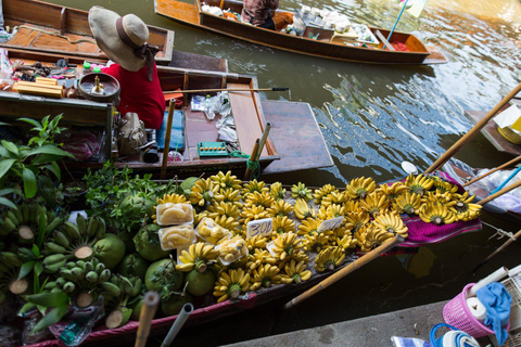 Bangkok: Maeklong Railway Market Tour with Chinese Driver