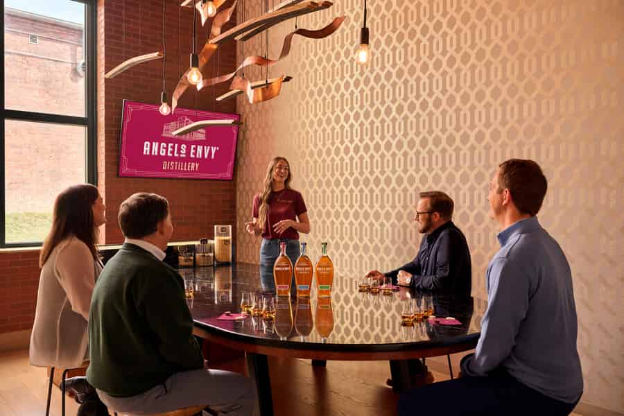 Angel's Envy Distillery – Verkostung der Distillery Series. Foto: GetYourGuide