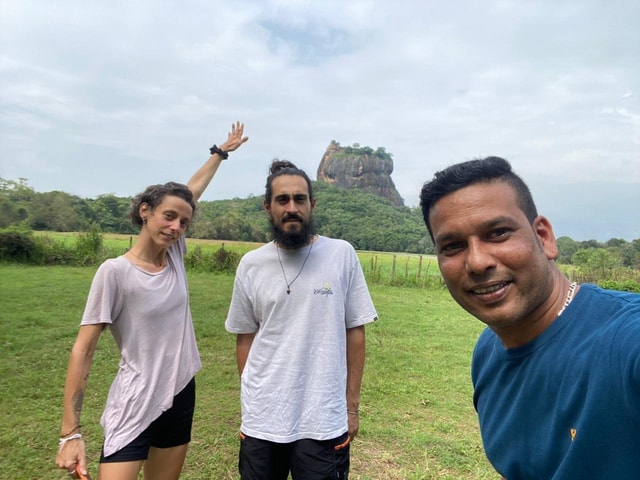 Kandy naar Sigiriya: 6+ bezienswaardigheden met een local