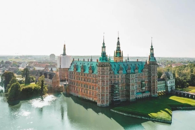 Tour durch Frederiksborg auf Englisch