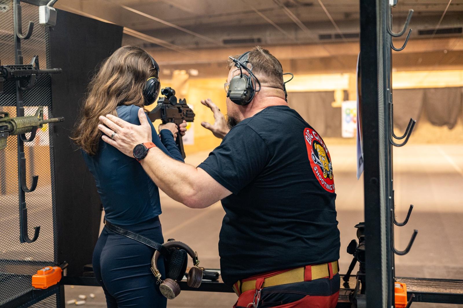 Krakau: Extremes Schießgelände mit Hoteltransfers