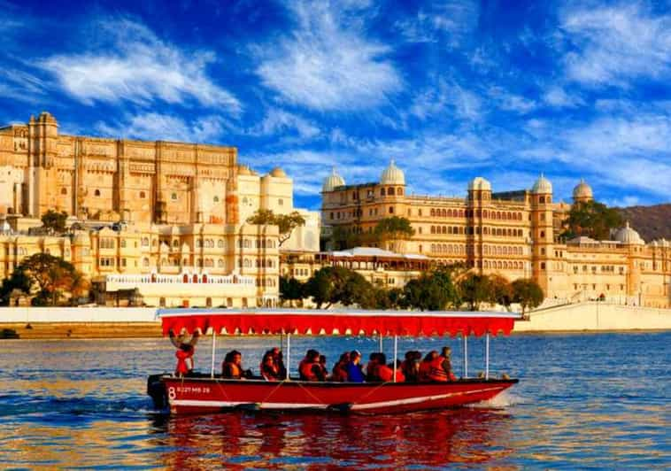 Udaipur Ganzt Gige Stadtrundfahrt Mit Bootsfahrt Getyourguide