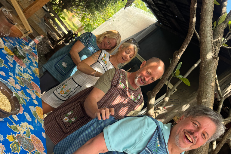 Oaxaca: Cooking Class with Market Tour and Mezcal Tasting