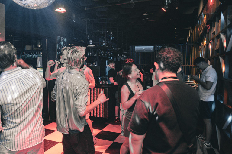 Tirana: Pub Crawl with 1 hour of Unlimited Drinks