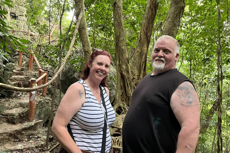 Cat Ba: Half Day Trekking to Visit Cat Ba National Park