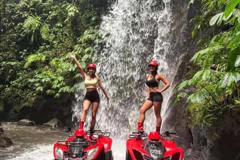 Ubud : quad Kuber, grande cascade et tunnel historique