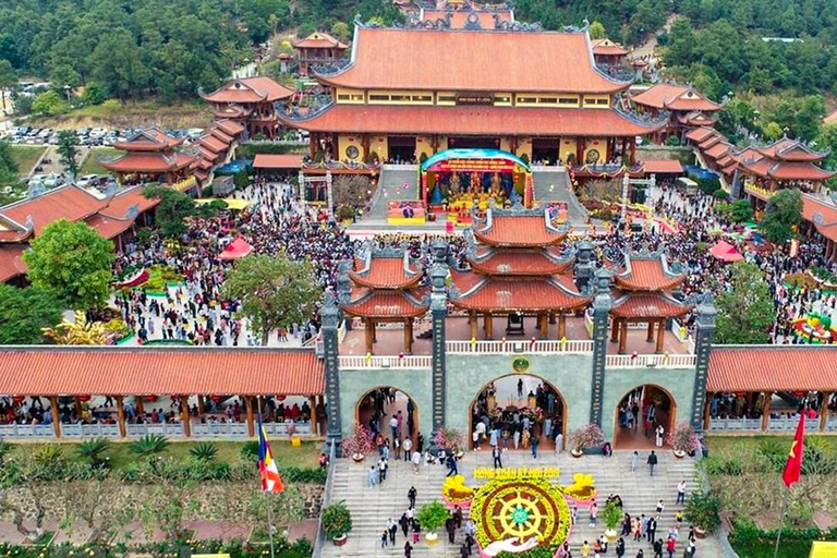 Hanoi: Yen Tu Mountain Day Trip with Lunch