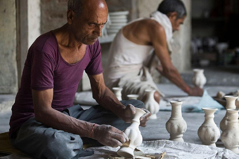 Tour di un giorno del laboratorio artistico di ceramica blu