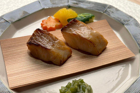 Bangkok: Okura Cruise - Luxury Japanese Dinner Cruise ‘Umi 海’ Teppanyaki (8-course experience)