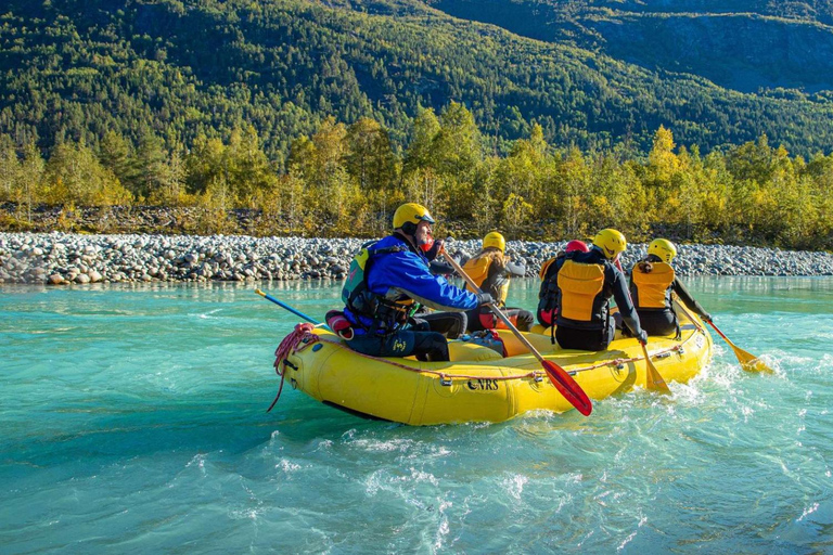 وادي هيدال: مغامرة ركوب الرمث العائلية على نهر لاغن