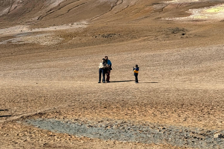 Iceland: 8-Day Ring Road Campervan Guided Tour