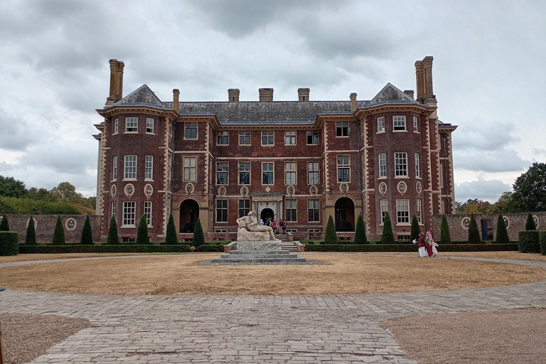 London to Windsor: The Right Royal E-Bike Extravaganza