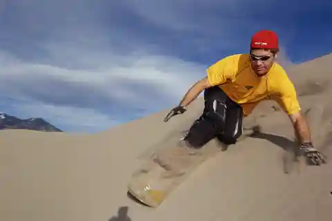 Quadbiking und Sandboarding in Kombination