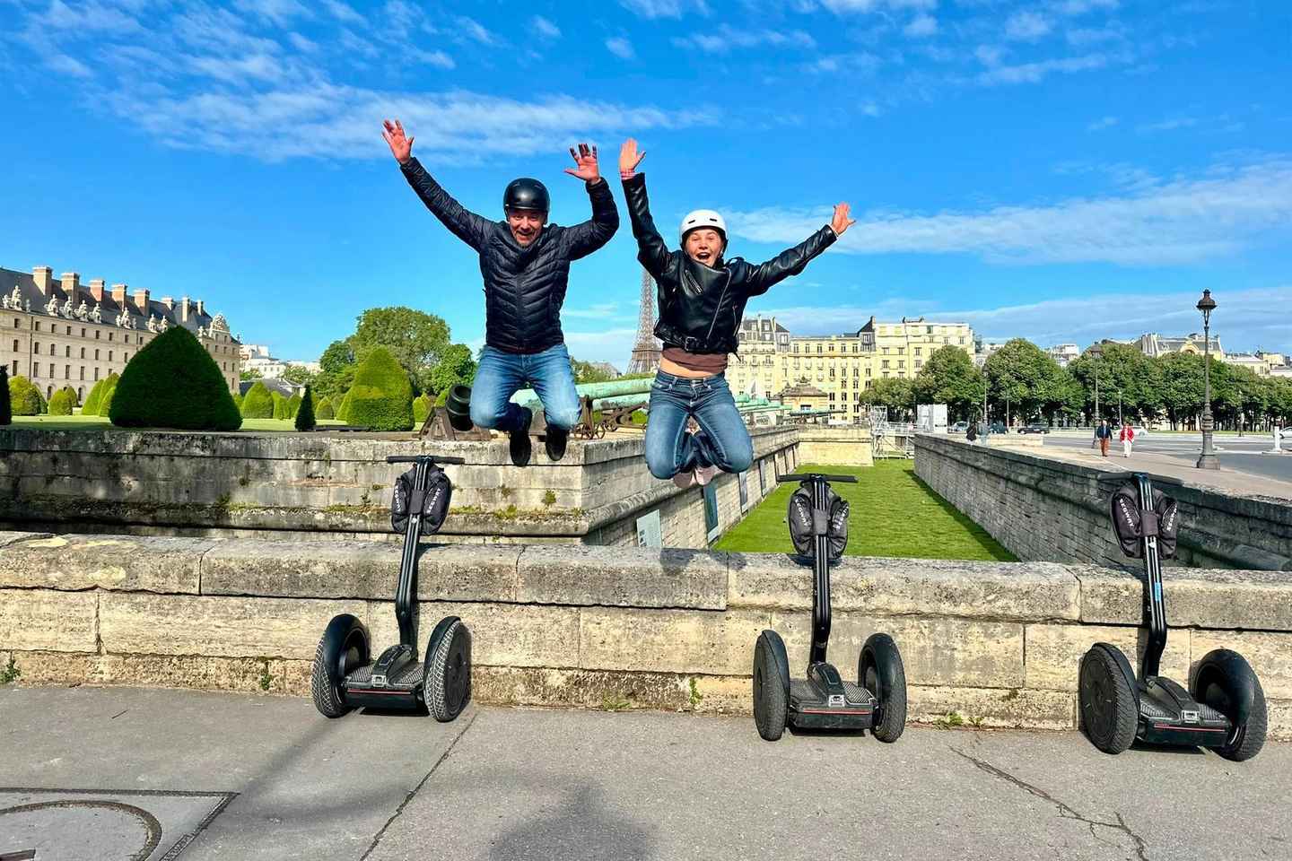 Paris: Guided Segway City Highlights Group Tour - Paris: Guided Segway City Highlights Group Tour