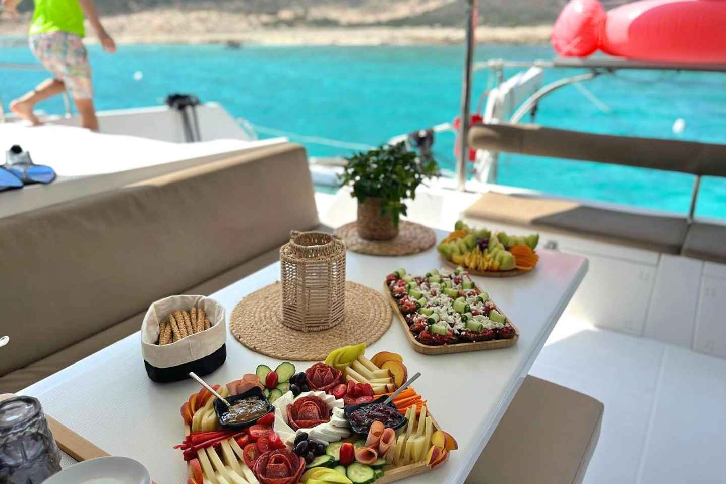 키사모스: 발로스 & 그람부사 럭셔리 카타마란 크루즈 여행