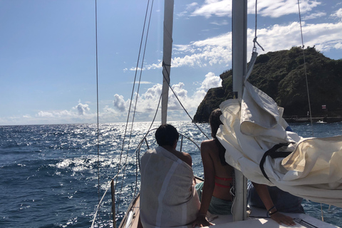 Halvdag: Segling, snorkling och stand up paddle.Halvdag: Segling, snorkling och ståpaddling.